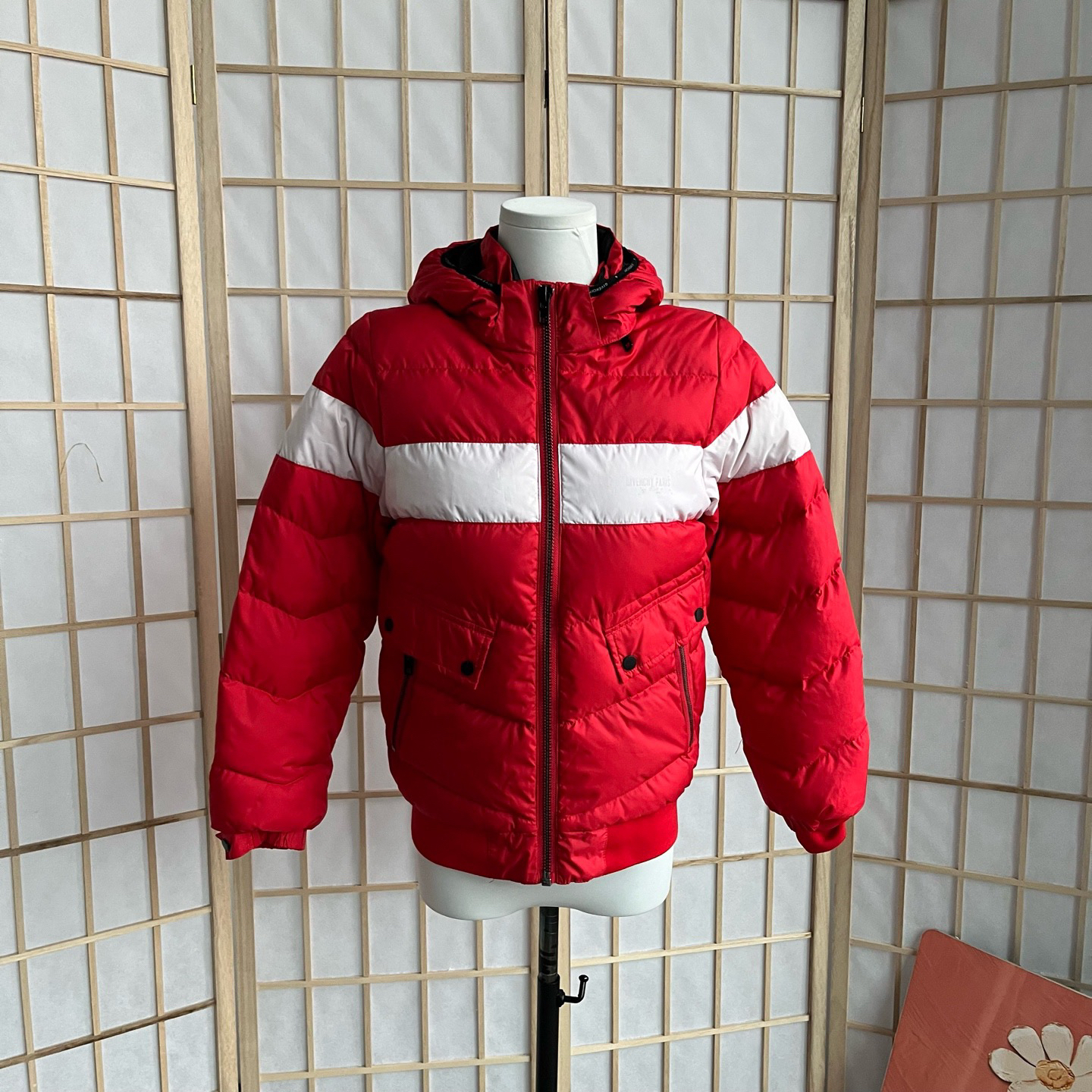 99新 Givenchy/纪梵希 A10146 Givenchy 红色 羽绒服 95新 12码 