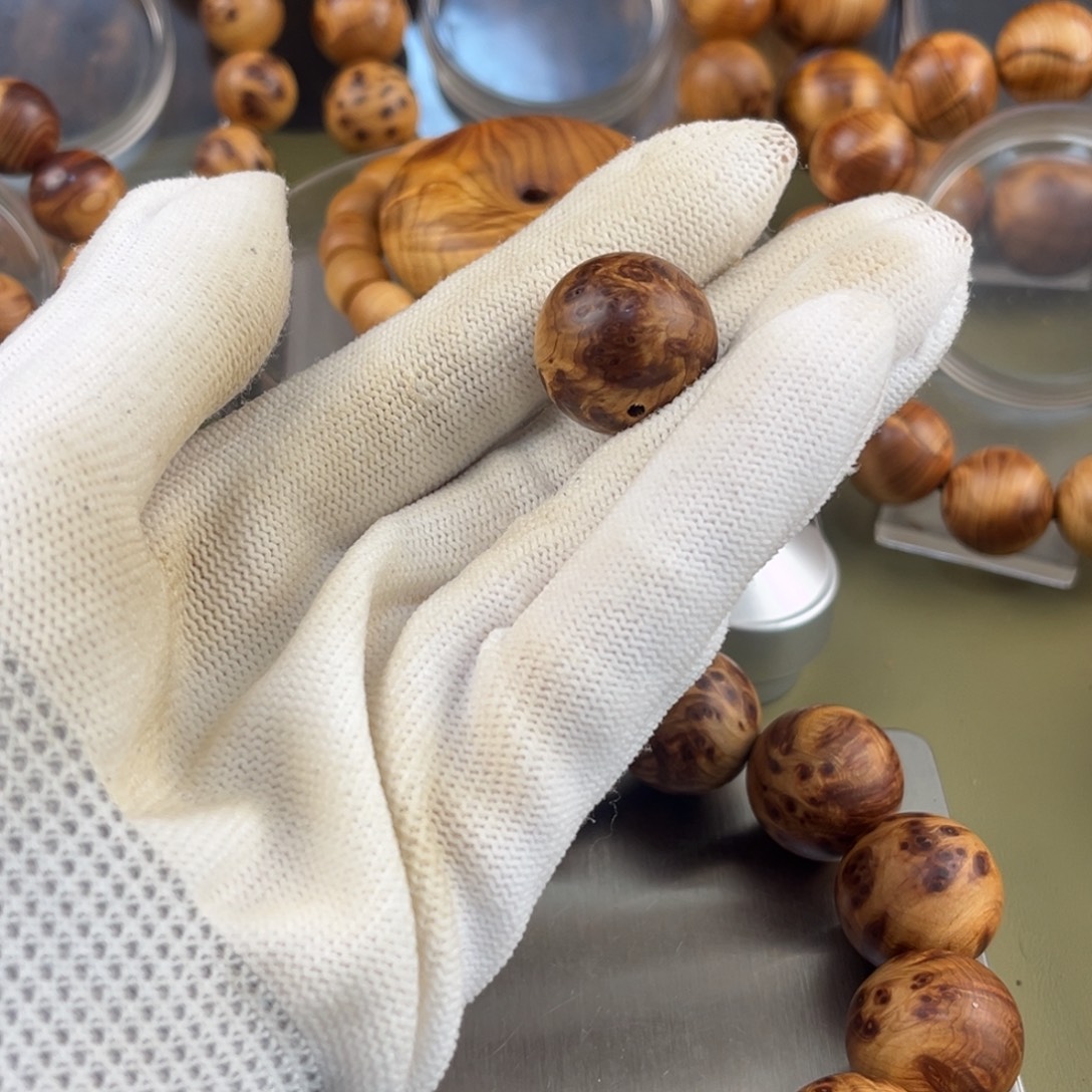 呵***呵柏木无事牌2.0瘤疤单颗