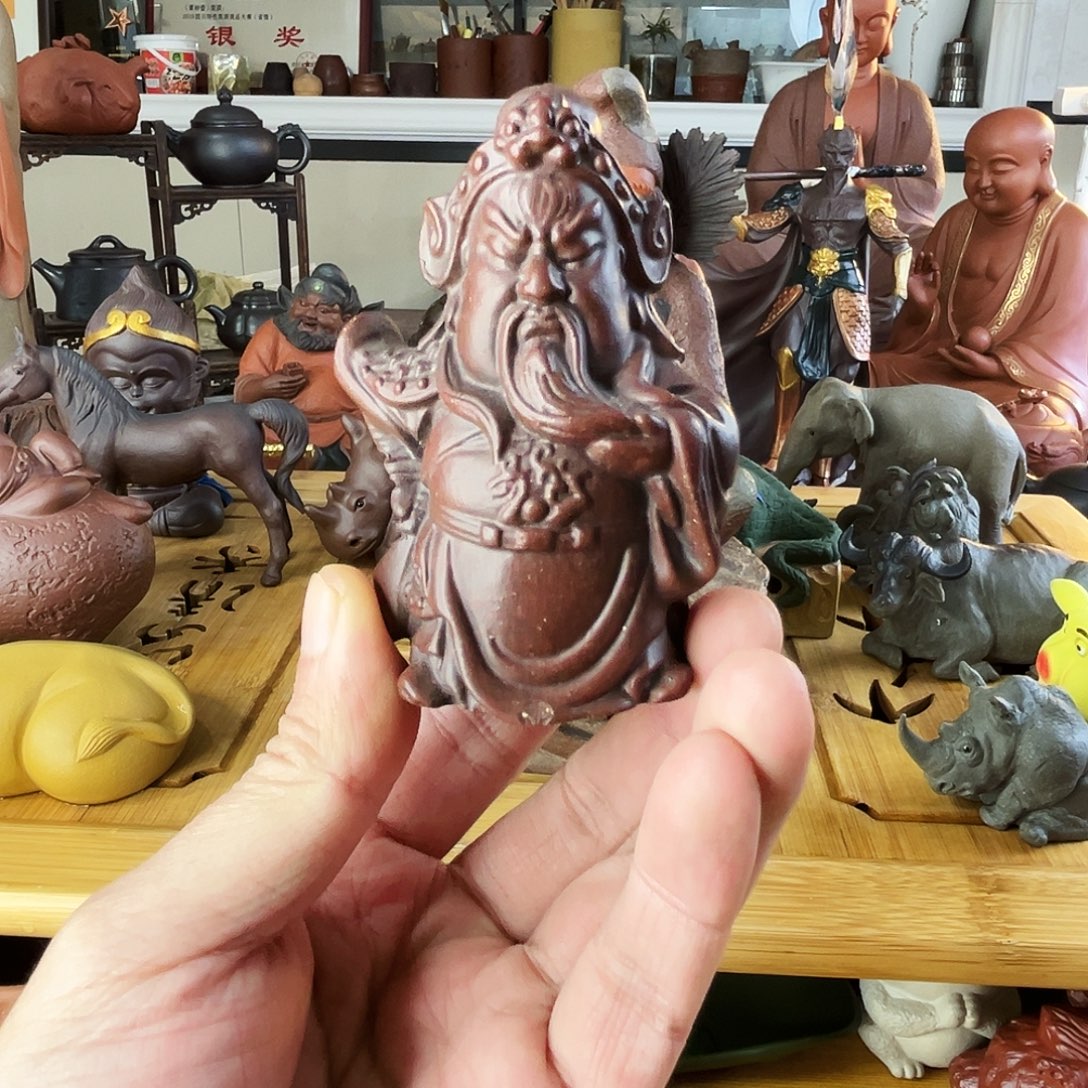 紫砂茶杯关羽茶宠！