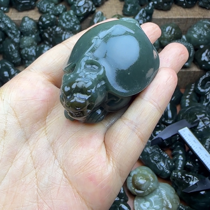 和田玉（糖玉）未镶嵌挂件