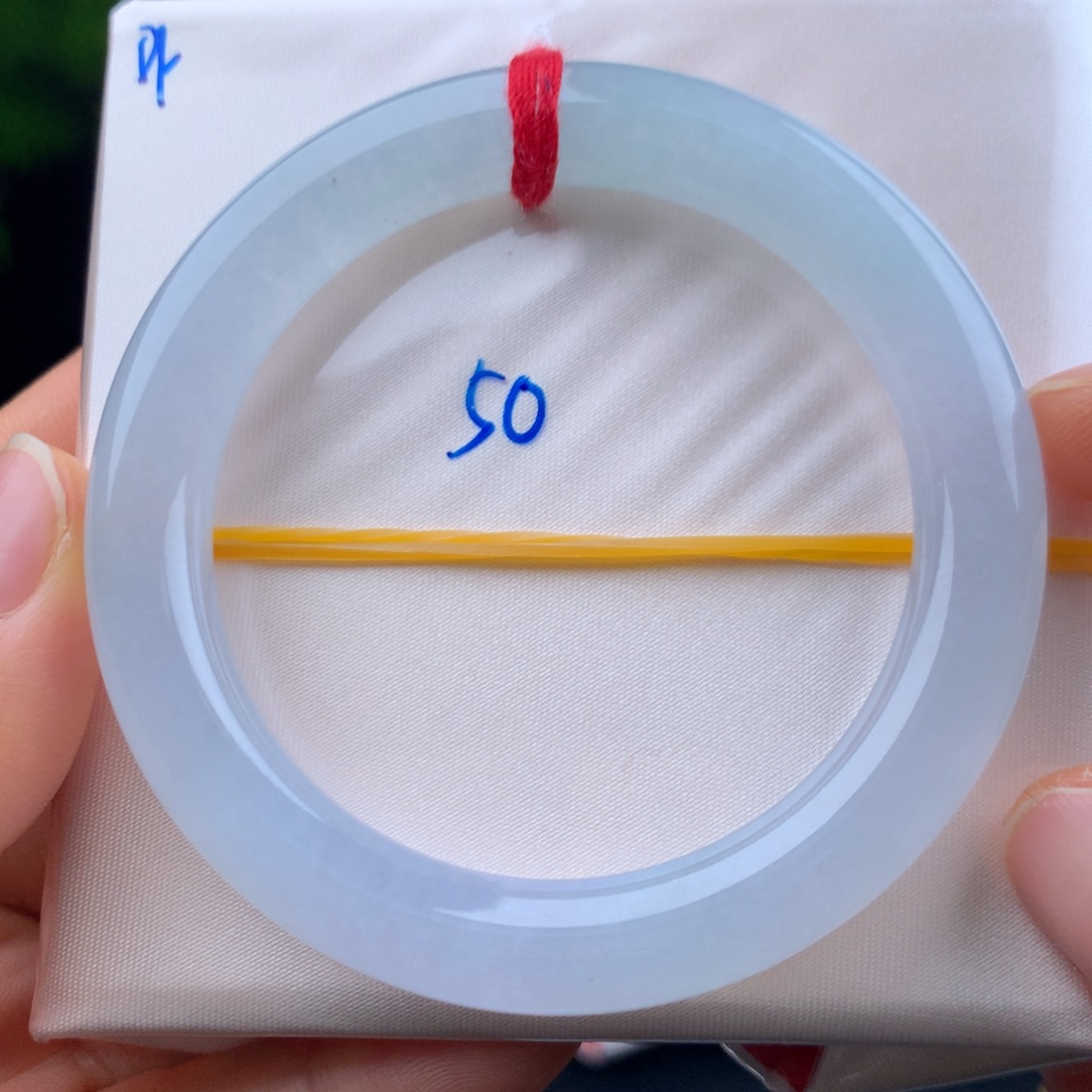 翡翠未镶嵌手镯小美人条