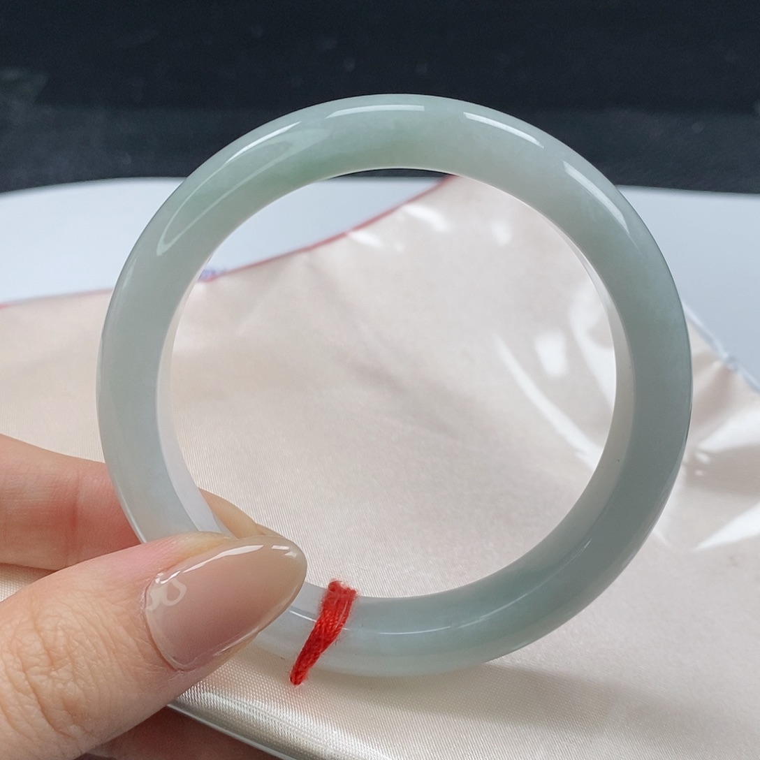 【闪购商品】翡翠手镯未镶嵌299号