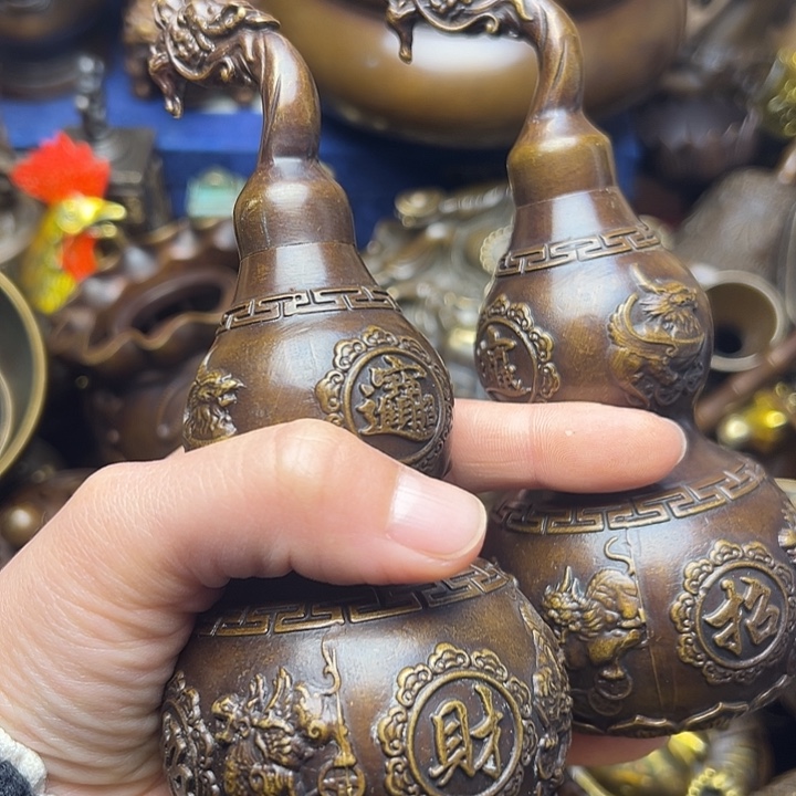 铜器摆件老王直播间
