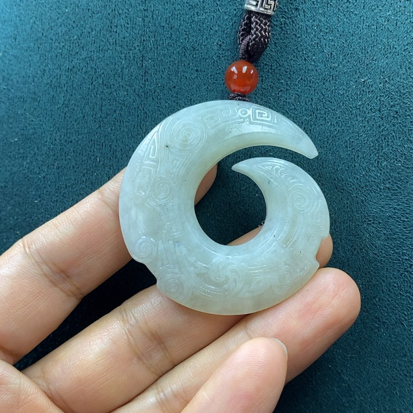 【闪购商品】蛇纹石玉未镶嵌吊坠