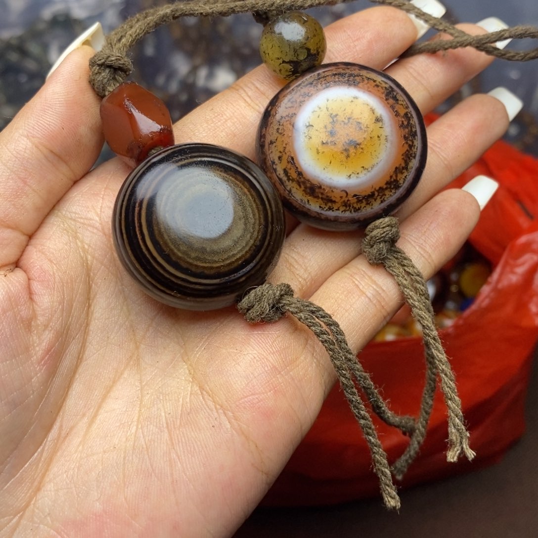 未镶嵌颈饰玛瑙/玉髓