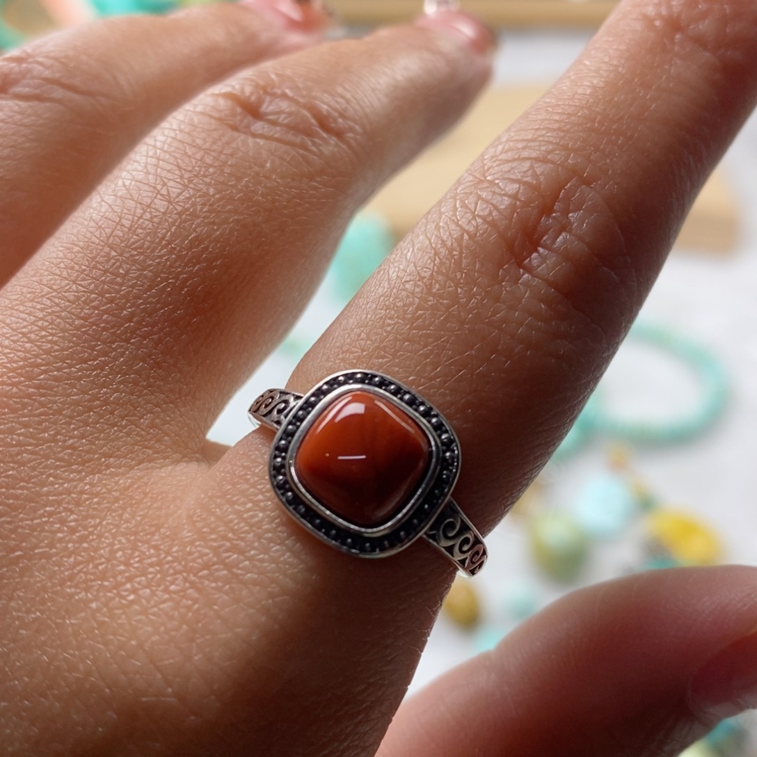 南红玛瑙颈饰未镶嵌拾*