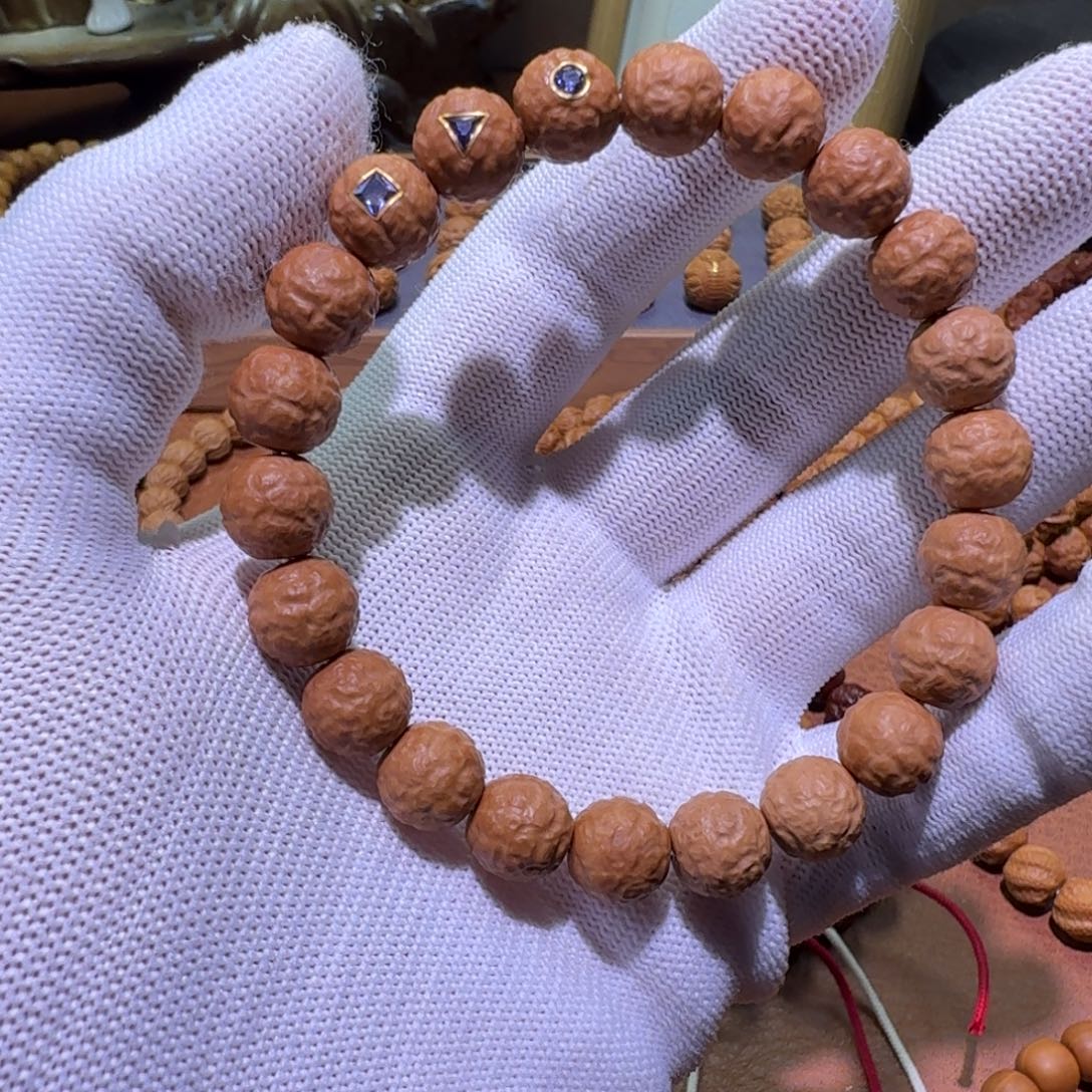 夏***娃把件猴头核桃九紫舍利