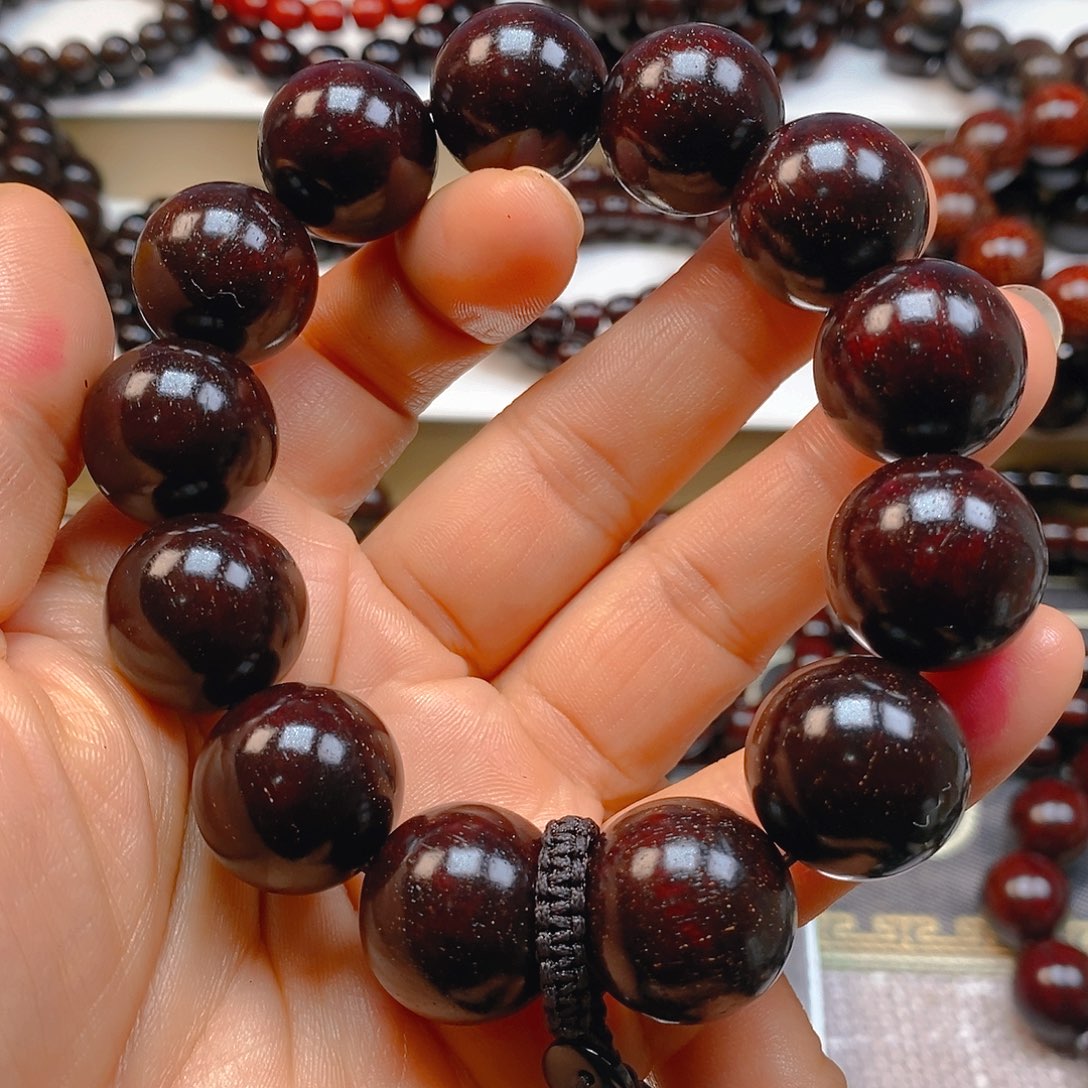 檀香紫檀（小叶紫檀）1.8满星