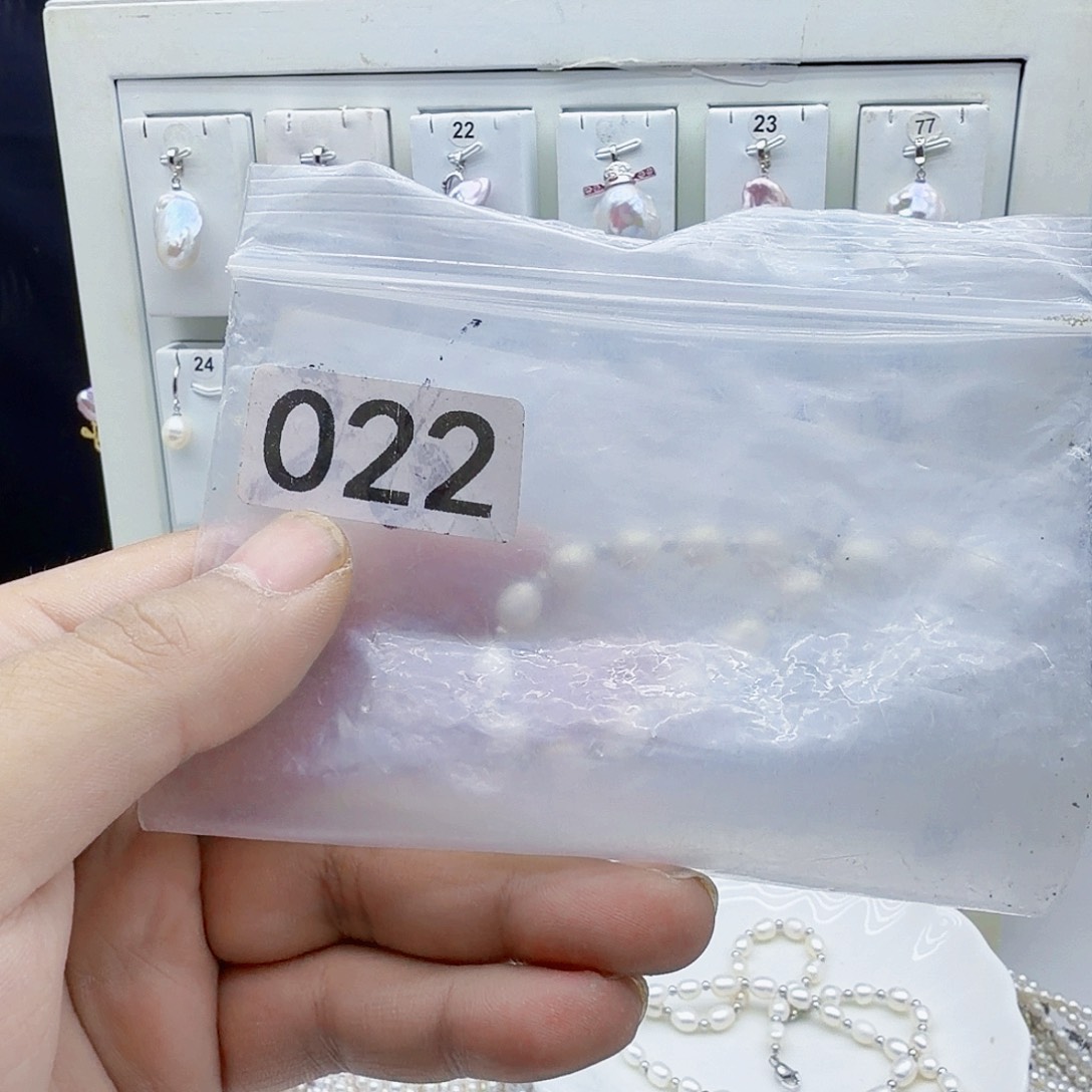 合金淡水珍珠颈饰