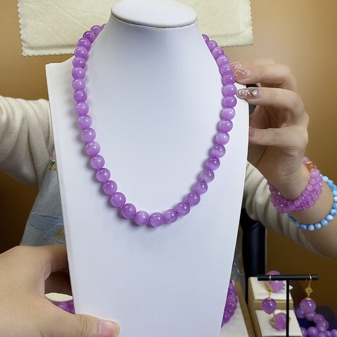 锂辉石紫锂辉高冰收藏级项链10+未镶嵌