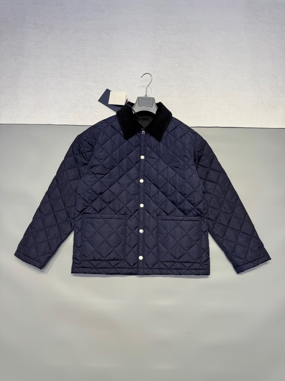 【兔子精选sm】菱格按扣灯芯绒领棉服