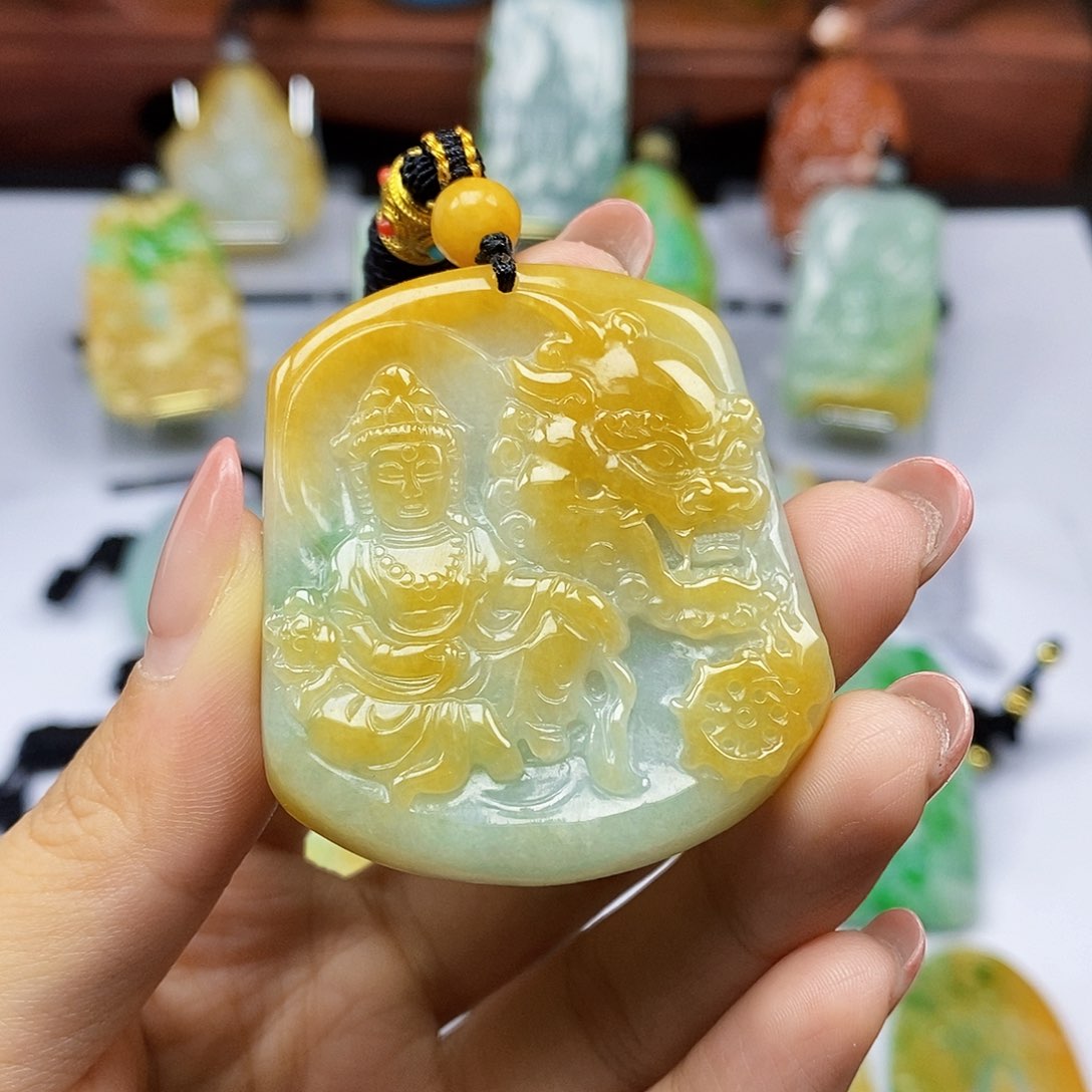 颈饰未镶嵌翡翠天然翡翠A货