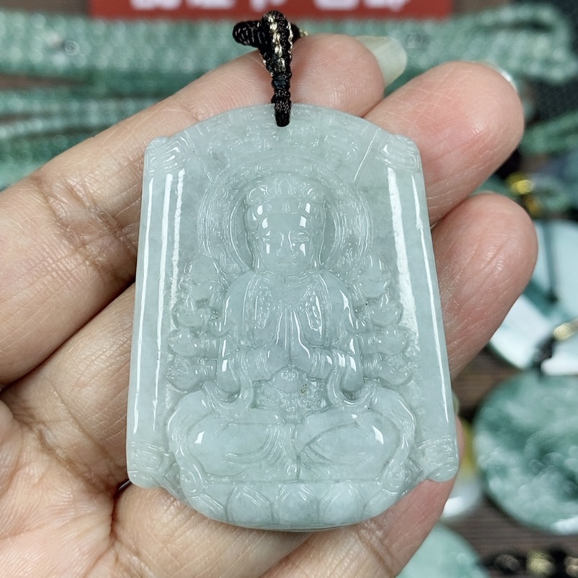 【闪购商品】翡翠颈饰未镶嵌玉吊坠翡翠玉千手观音