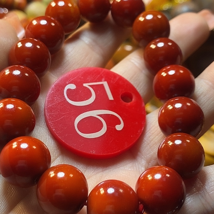 嘿***江玛瑙/玉髓未镶嵌手链