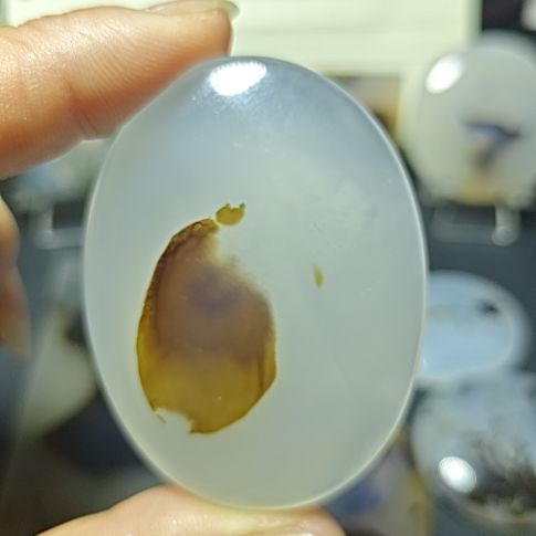 玛瑙/玉髓未镶嵌珠宝奇石