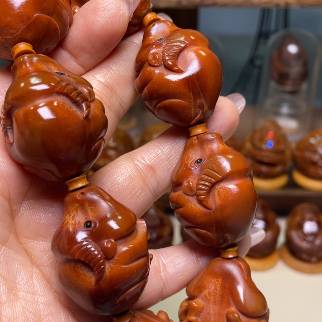 佛螺菩提吊坠牛手持一条