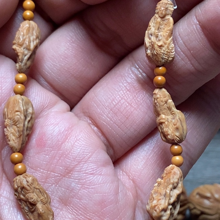 风***云把件核桃风味纯手工核桃雕刻地府