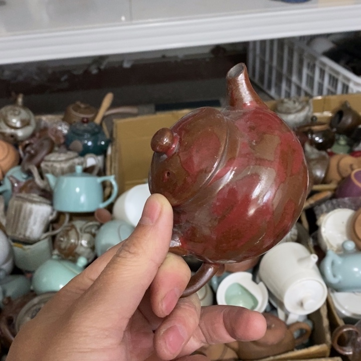 陶瓷艺术品及陶瓷壶