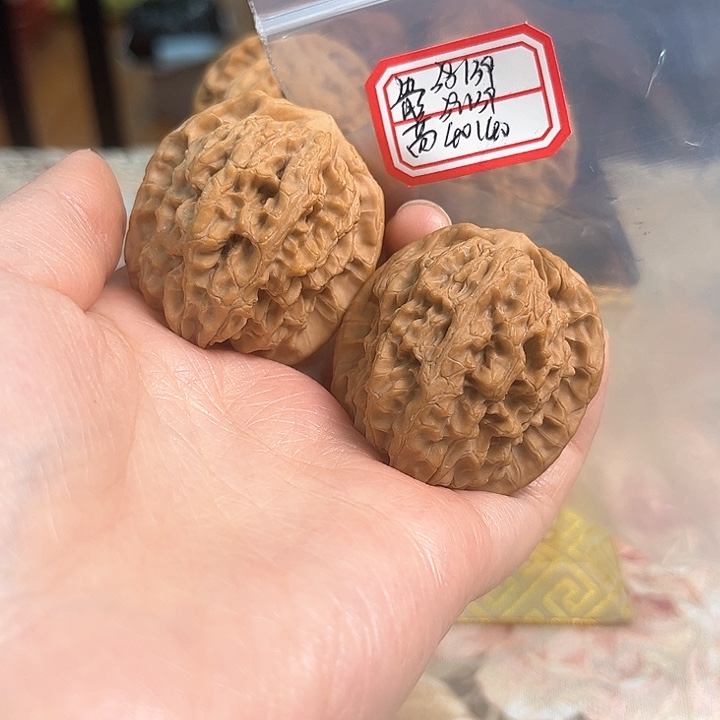 文玩核桃把件非嫁接马老四