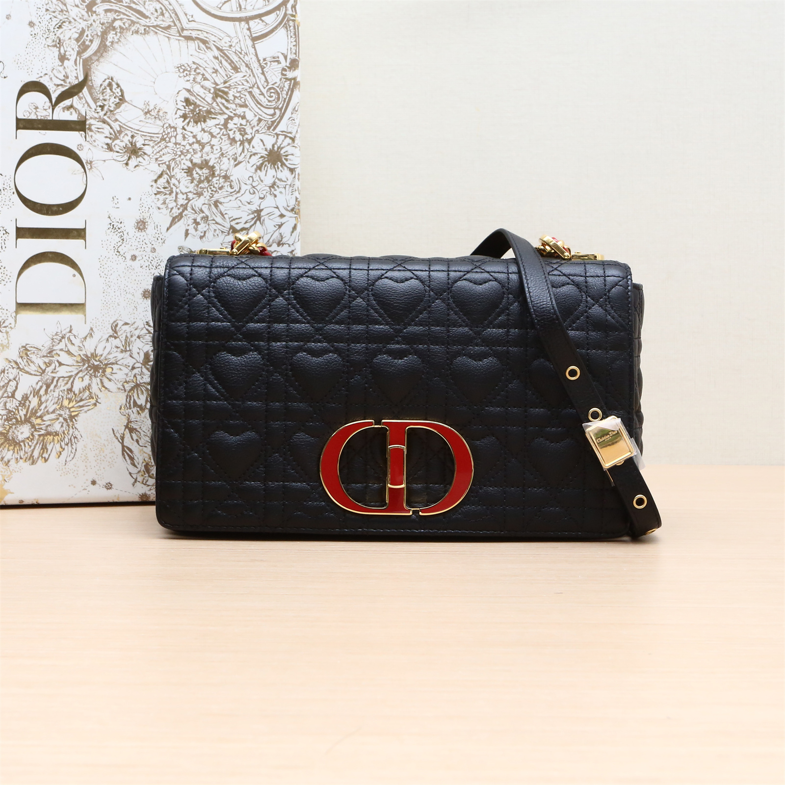 99新 DIOR/迪奥 活动 Caro 中号 斜挎包 P204925695