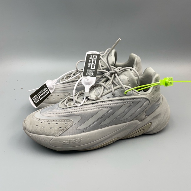 38码235二手正品 阿迪达斯adidas 运动老爹鞋 潮鞋699