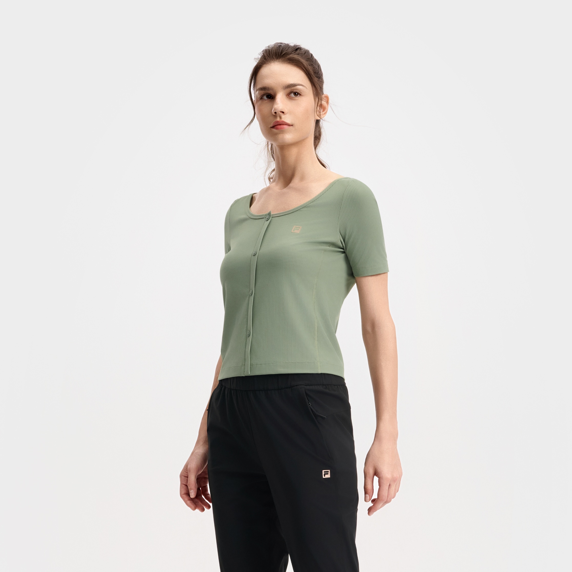 FILA斐乐正品女装针织短袖衫运动户外休闲透气时尚A11W531113F