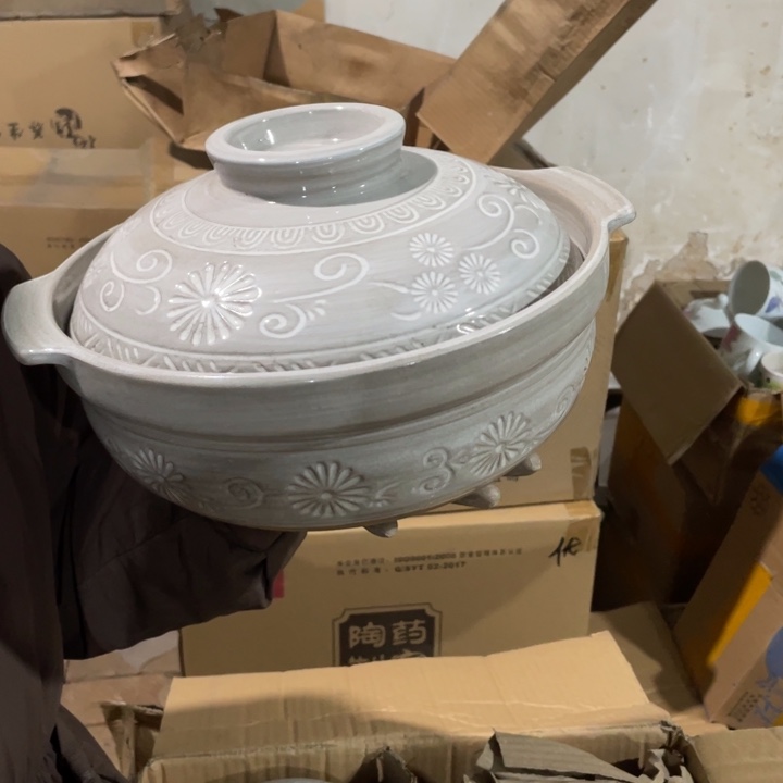 摆件盘子碗砂锅都质量好大的