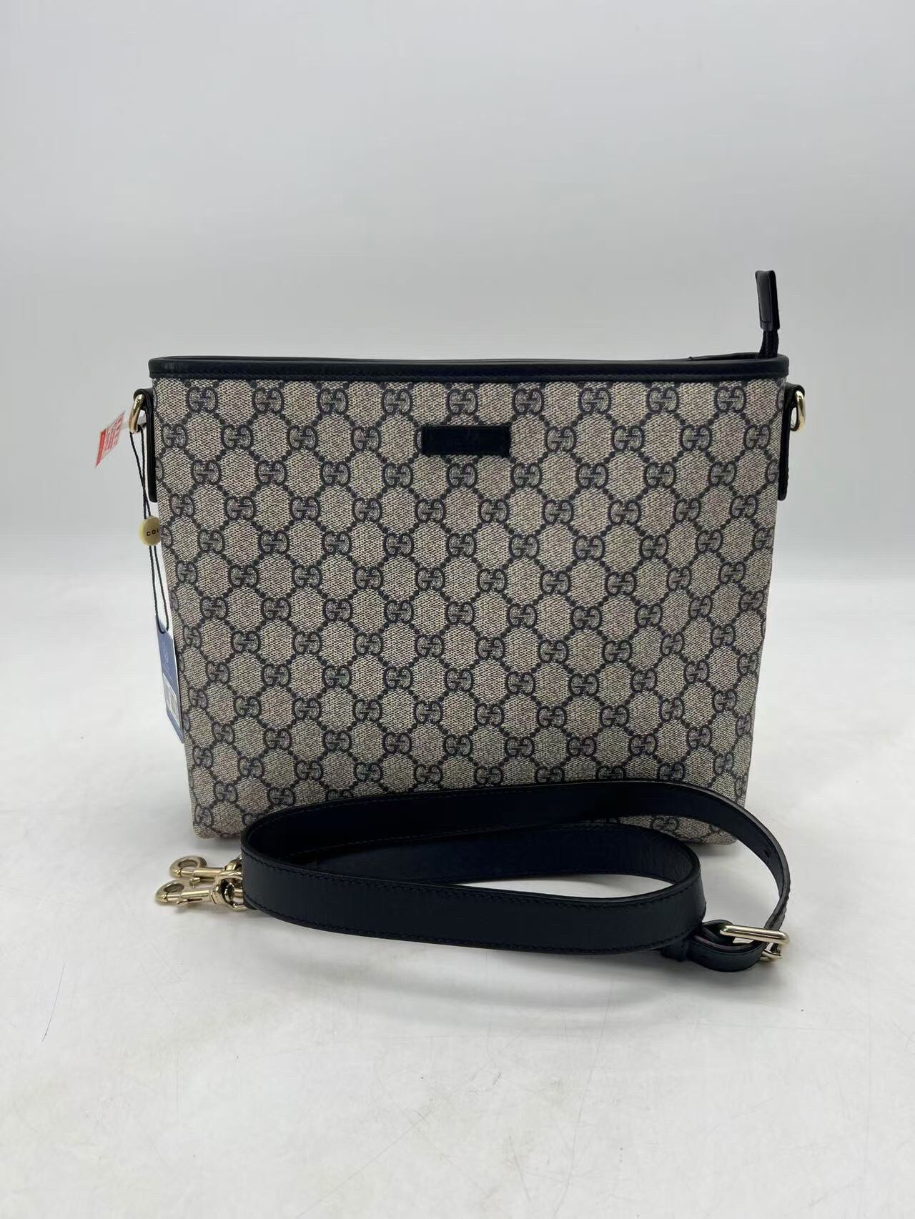 95新 GUCCI/古驰 98新经典老花斜挎包 尺寸28/24