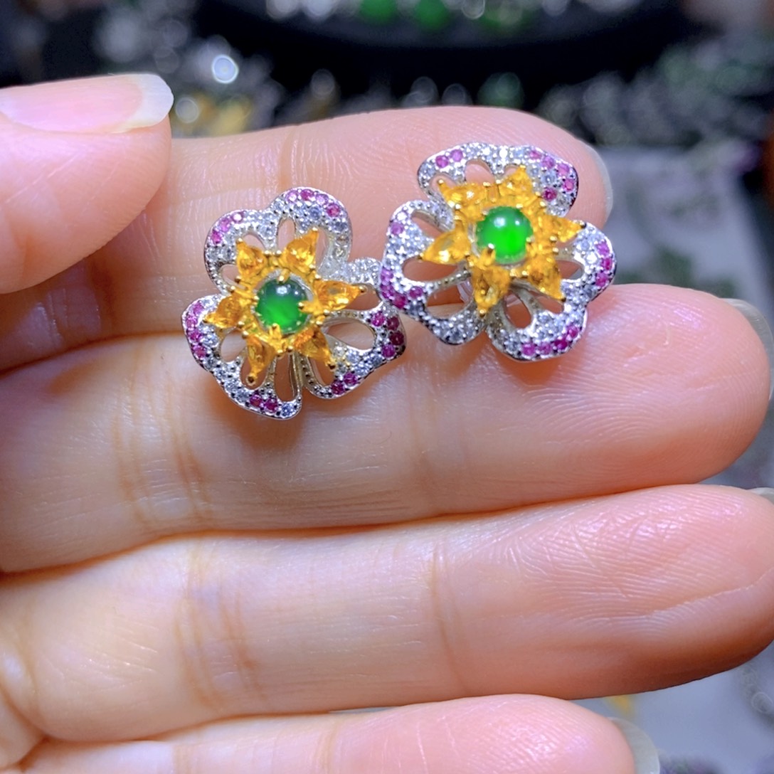 翡翠颈饰银S925镶嵌天然翡翠