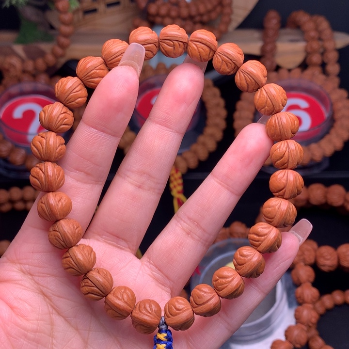 桃核吊坠?***?1.1野生玉龙脊