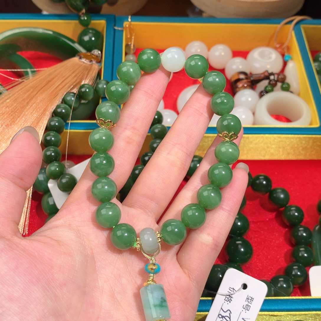 和田玉（碧玉）手串未镶嵌