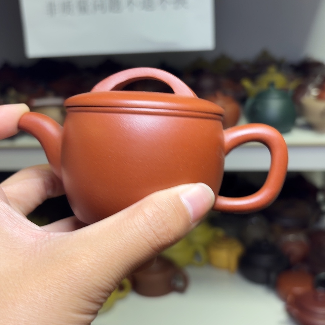 甄选宜兴本土紫砂壶