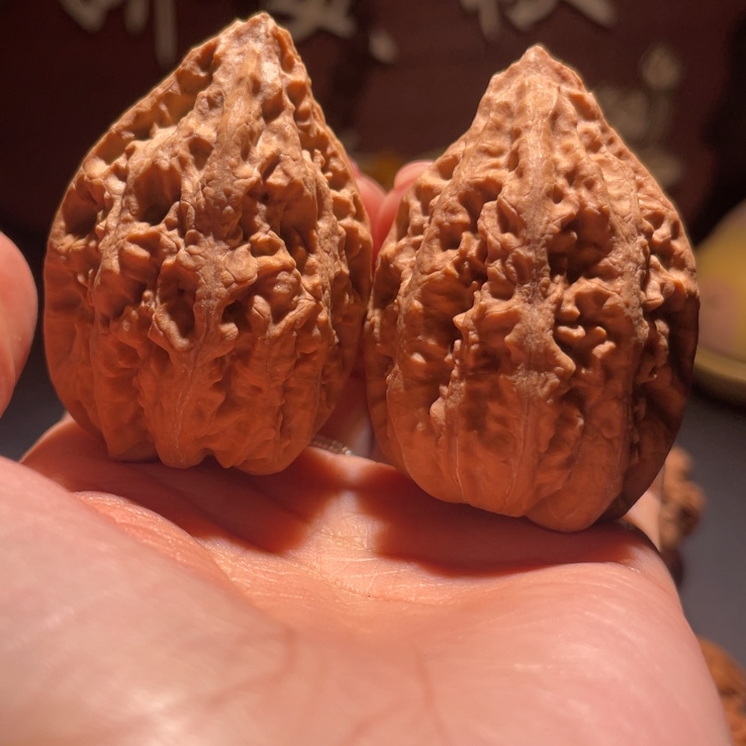 文玩核桃吊坠凹底豆粒塔31