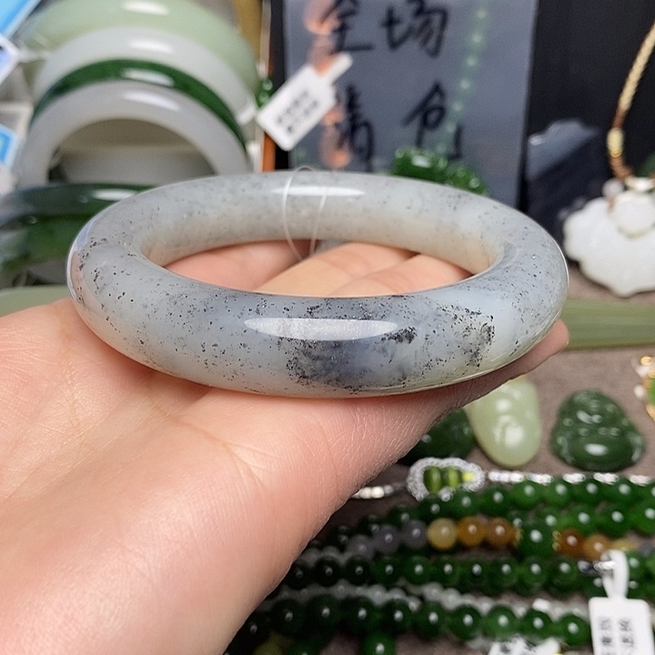 和田玉未镶嵌手镯59.6