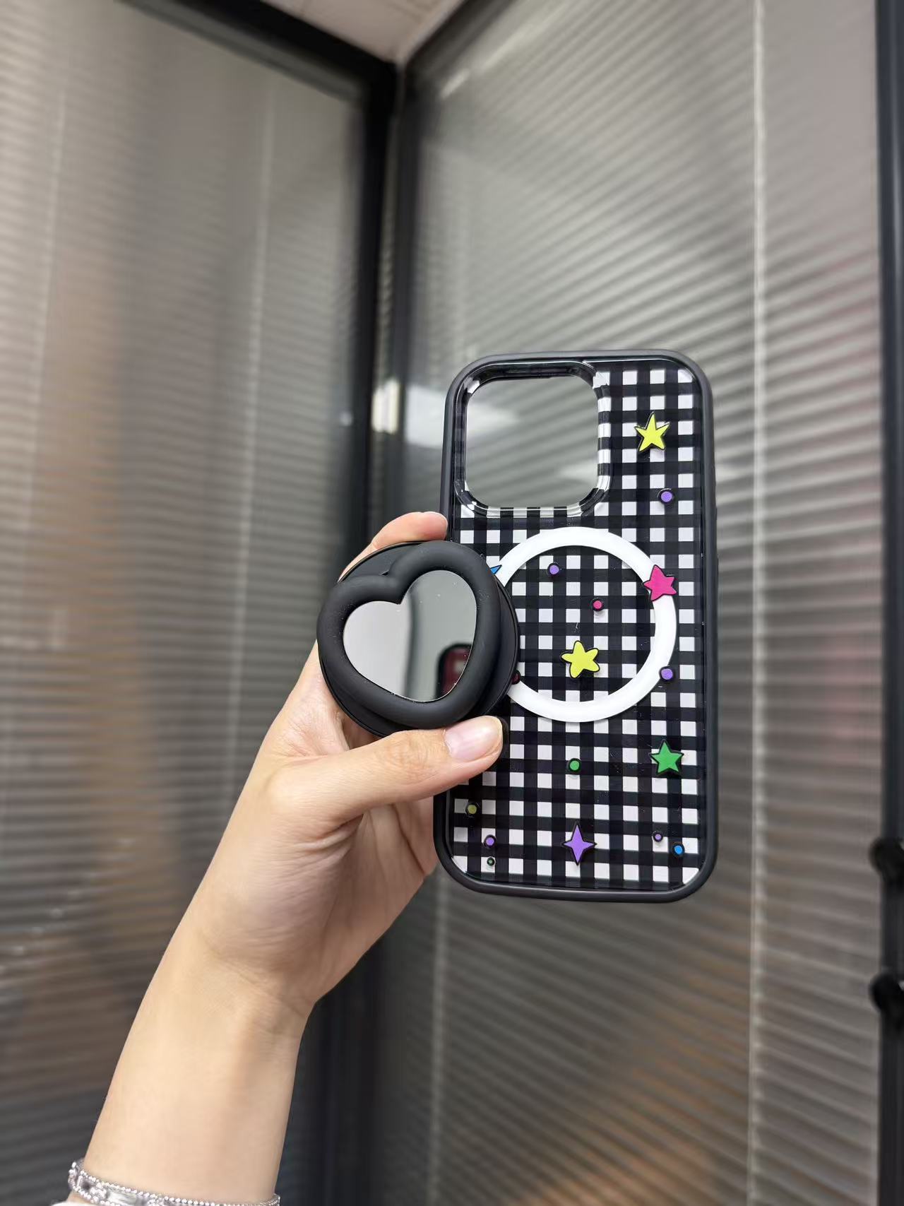 黑格子爱心镜子二合一磁吸手机壳一套