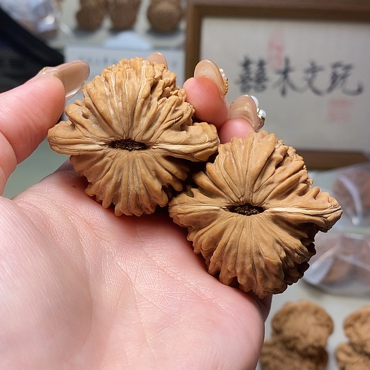 文玩核桃吊坠46四座楼