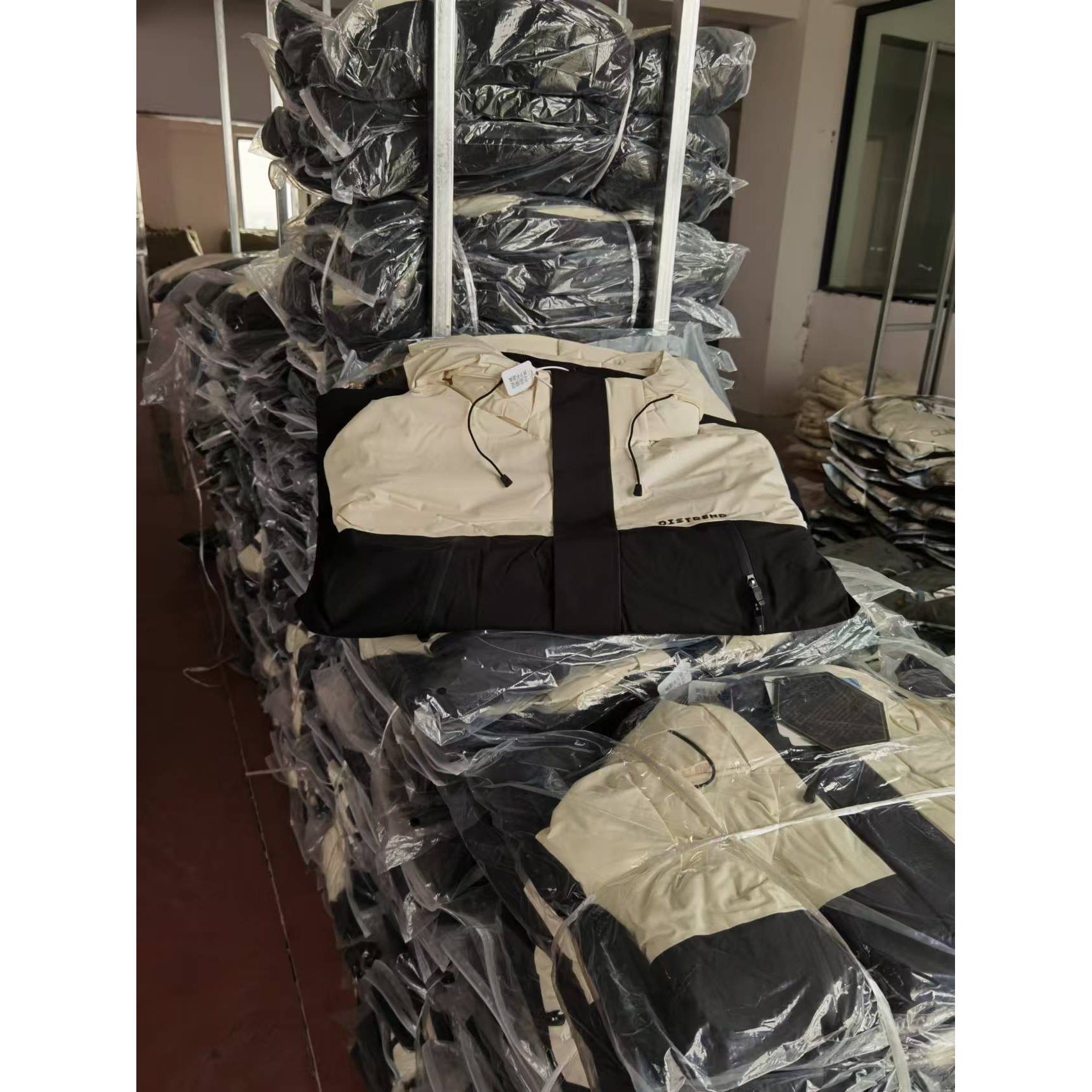 12开头 情侣款时尚百搭夹克风衣外套