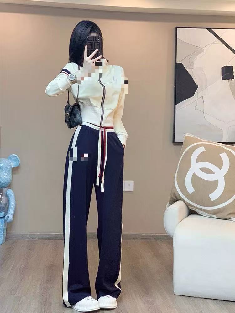 运动休闲女秋季新款时尚洋气高级感卫衣8803