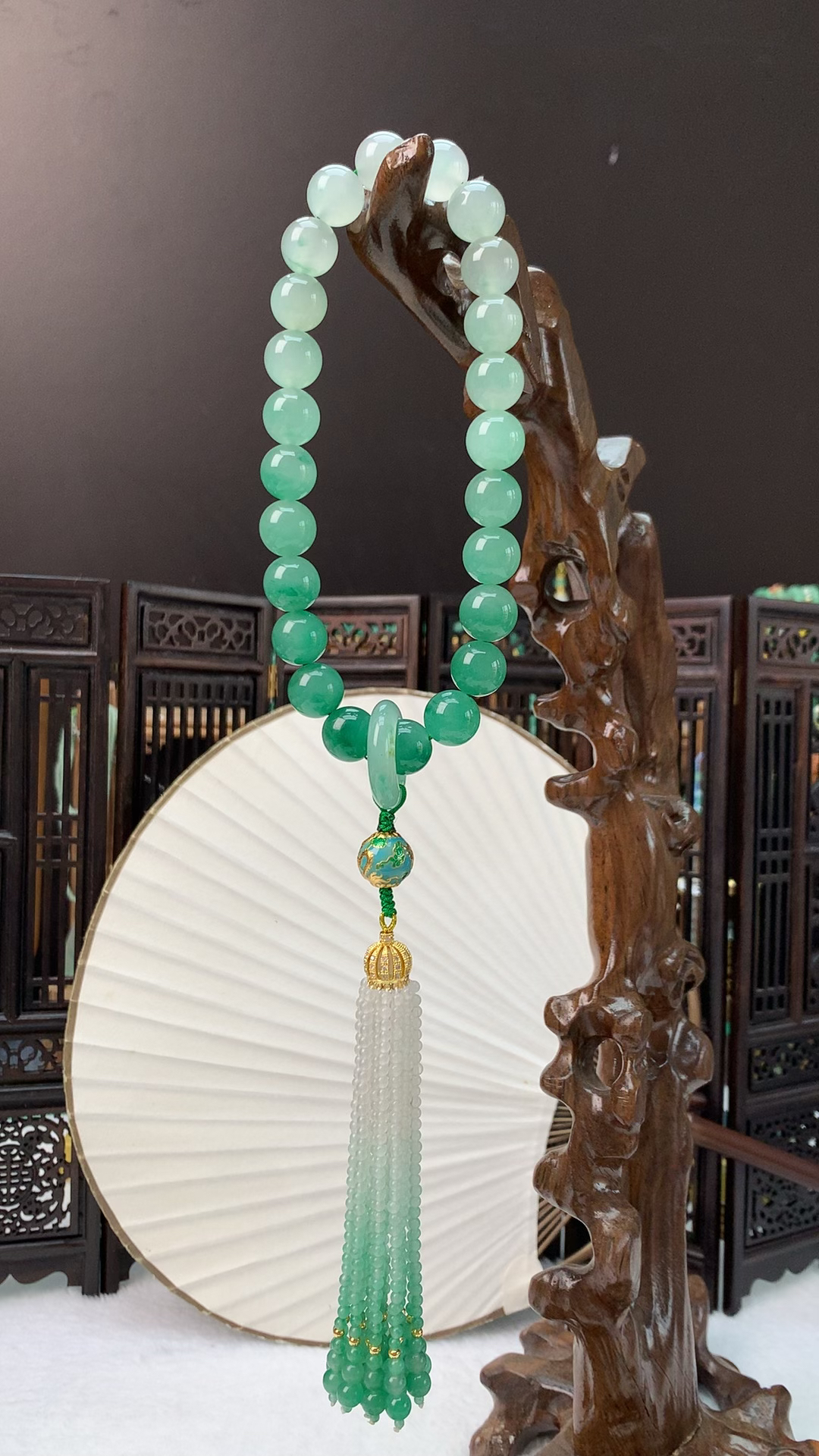 天然A货玉石冰飘花原创精品手持