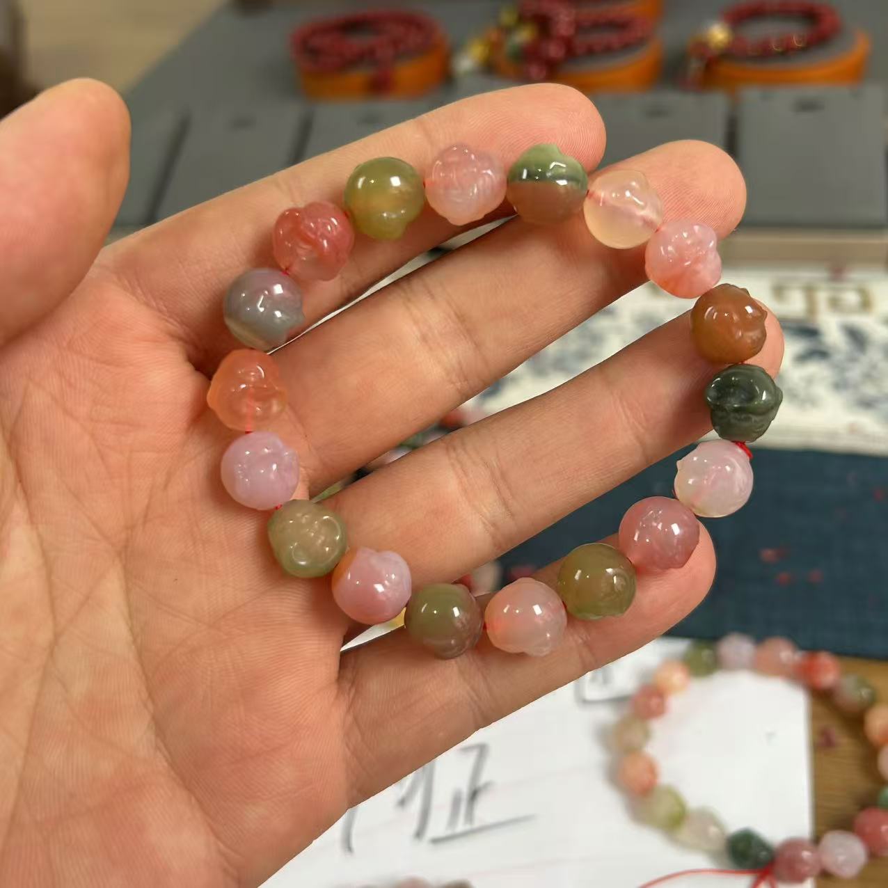 精工雕刻佛头盐源玛瑙油润单圈手串多样性发其一