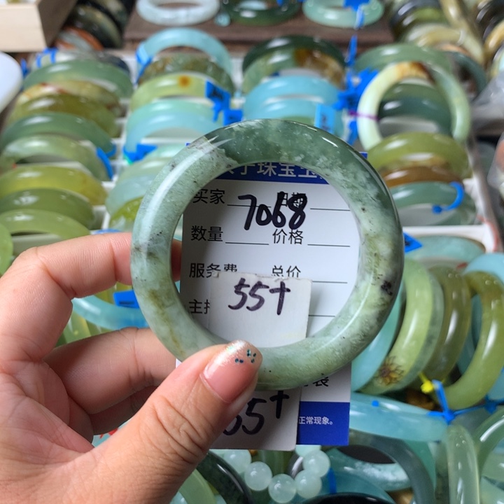 蛇纹石玉未镶嵌手镯7068