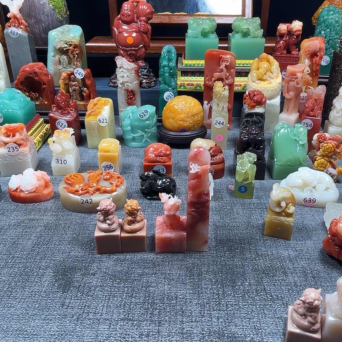 家***品寿山石印石寿山石印章