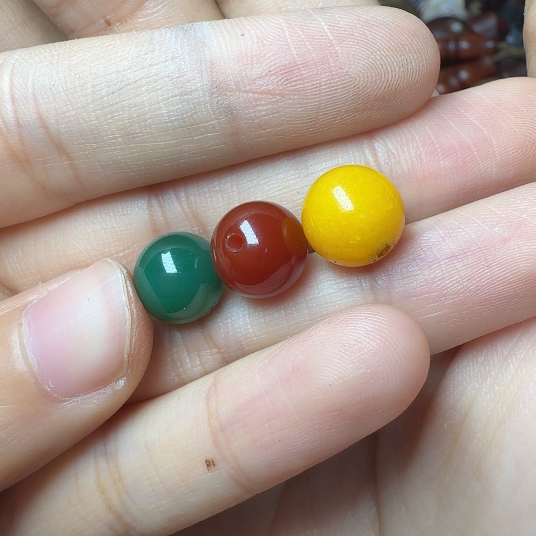 圈***。玛瑙/玉髓未镶嵌30包邮