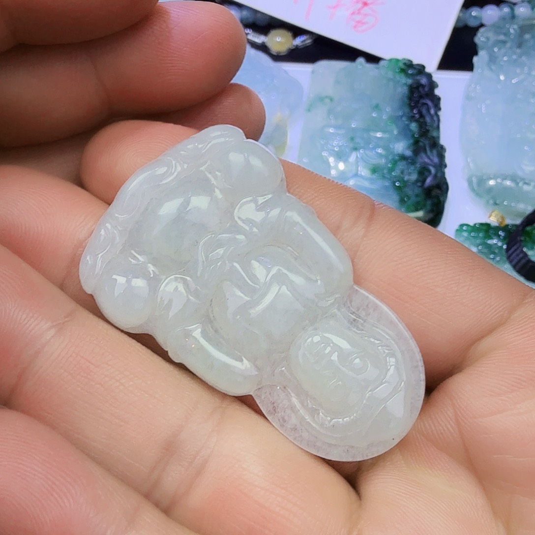 翡翠颈饰银S925镶嵌慕*玉观音