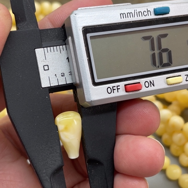 琥珀未镶嵌裸石蜜蜡