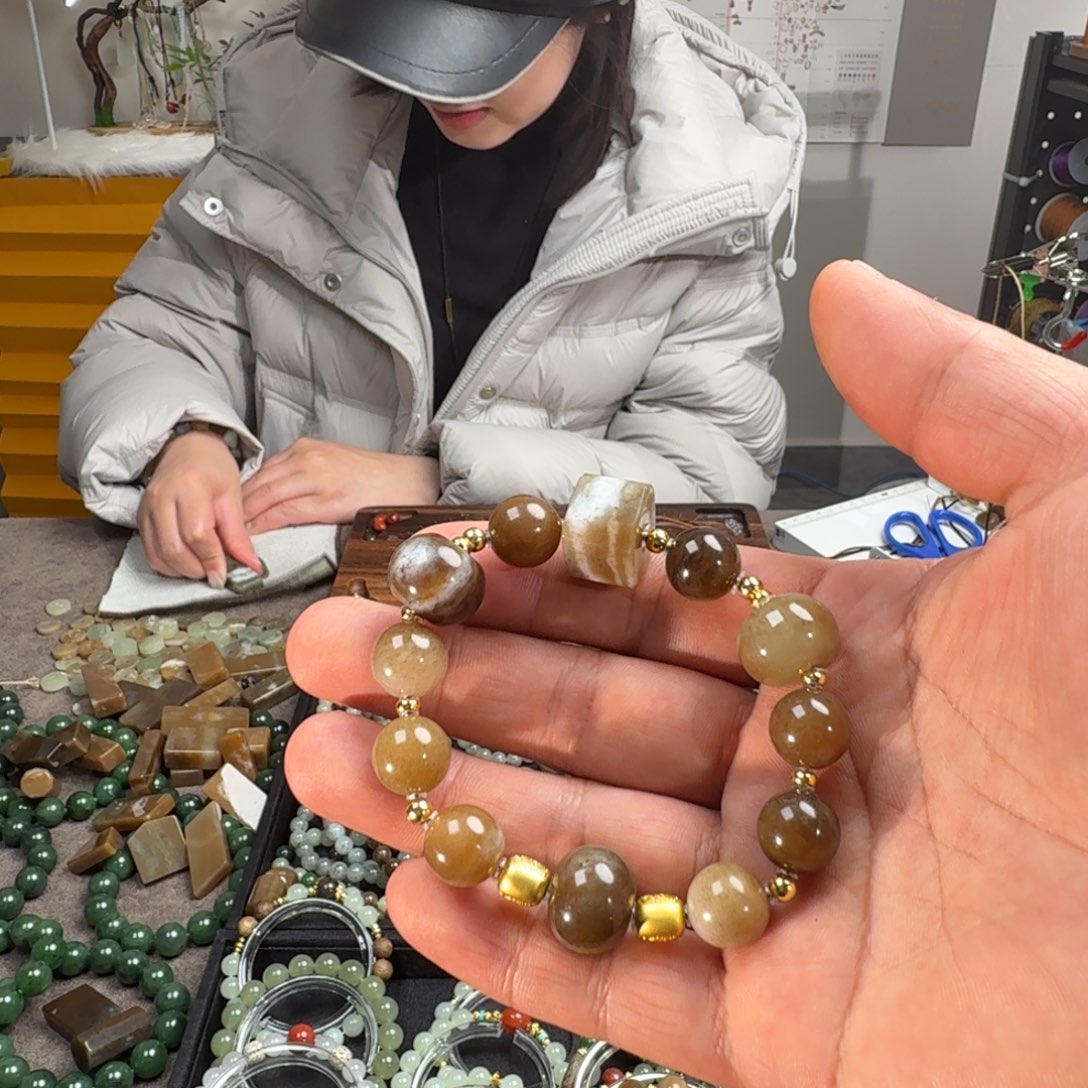 和田玉未镶嵌手链