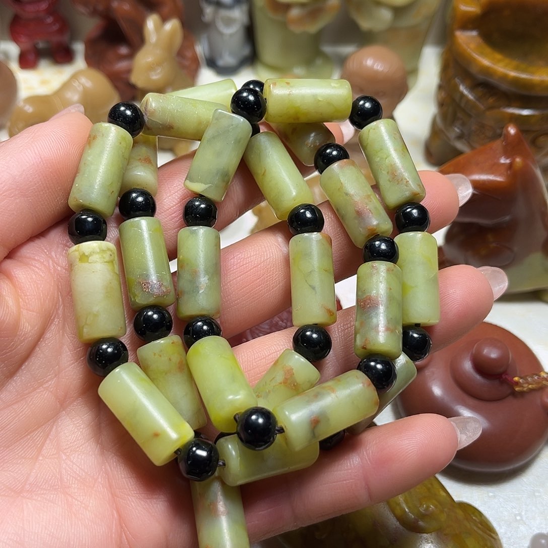 白玉菩提吊坠白玉菩提吊坠