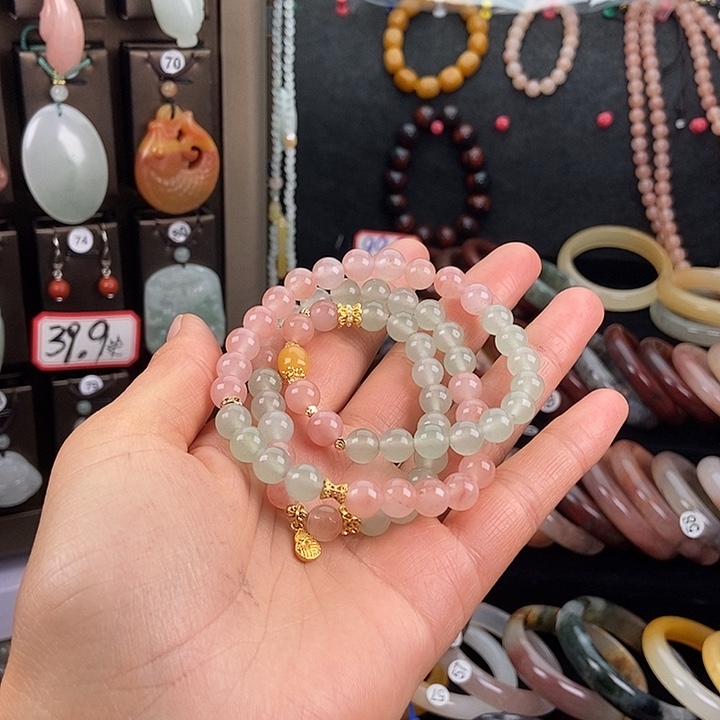 銎***嗨石英质玉未镶嵌手链