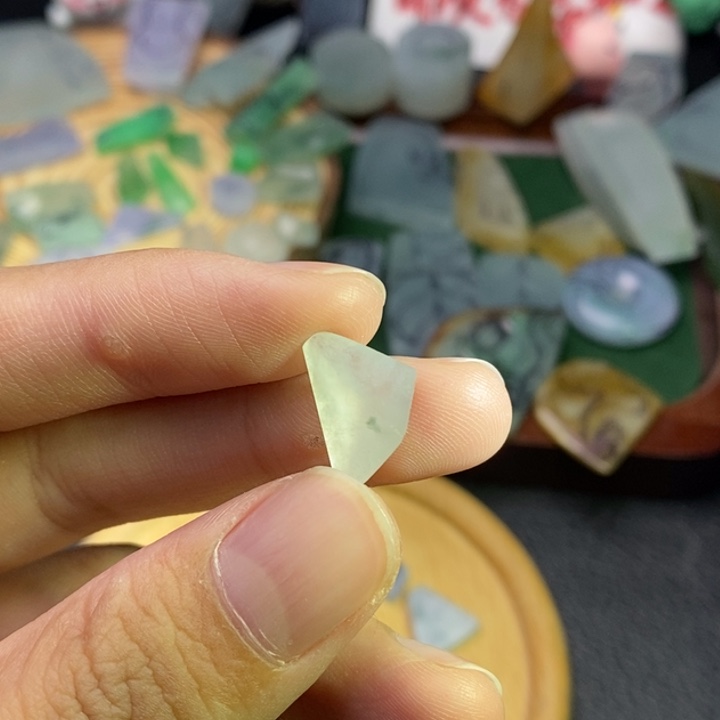 未镶嵌定制翡翠翡翠