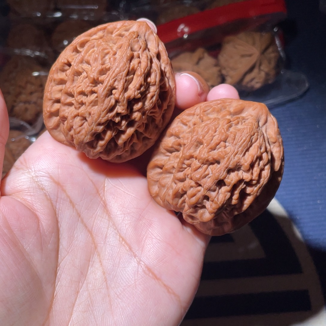 文玩核桃吊坠金公子46